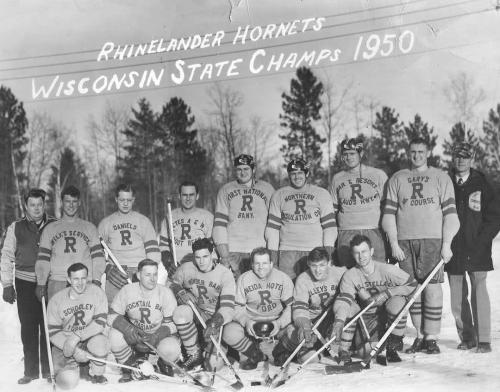 Rhinelander-Hornets-Semipro-hockey-team-at-Pioneer-Park-1950